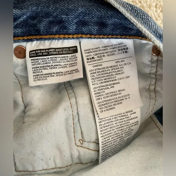501 Levi’s - Picture 2 of 5